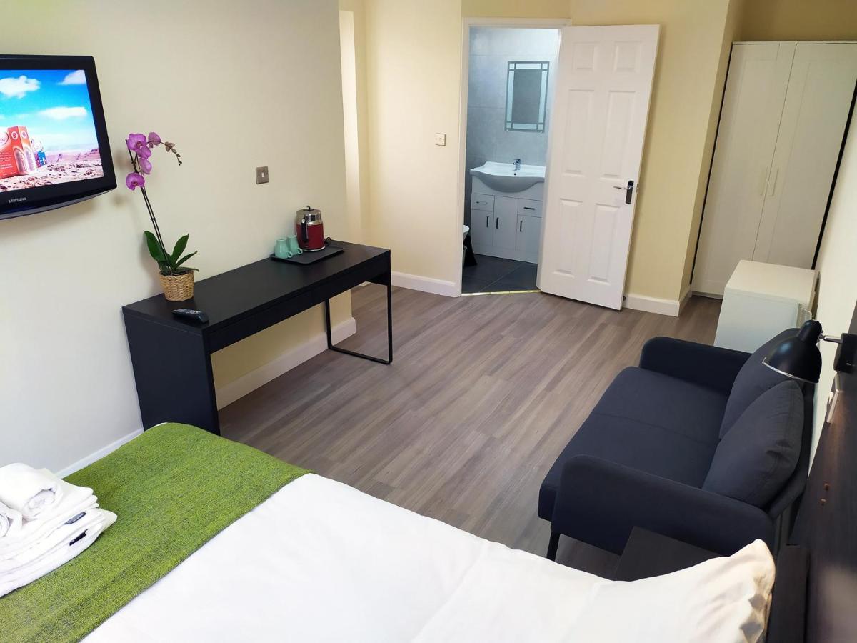 The Yew Studio - Self Contained One Bed Studio Flat With Parking Oksford Zewnętrze zdjęcie