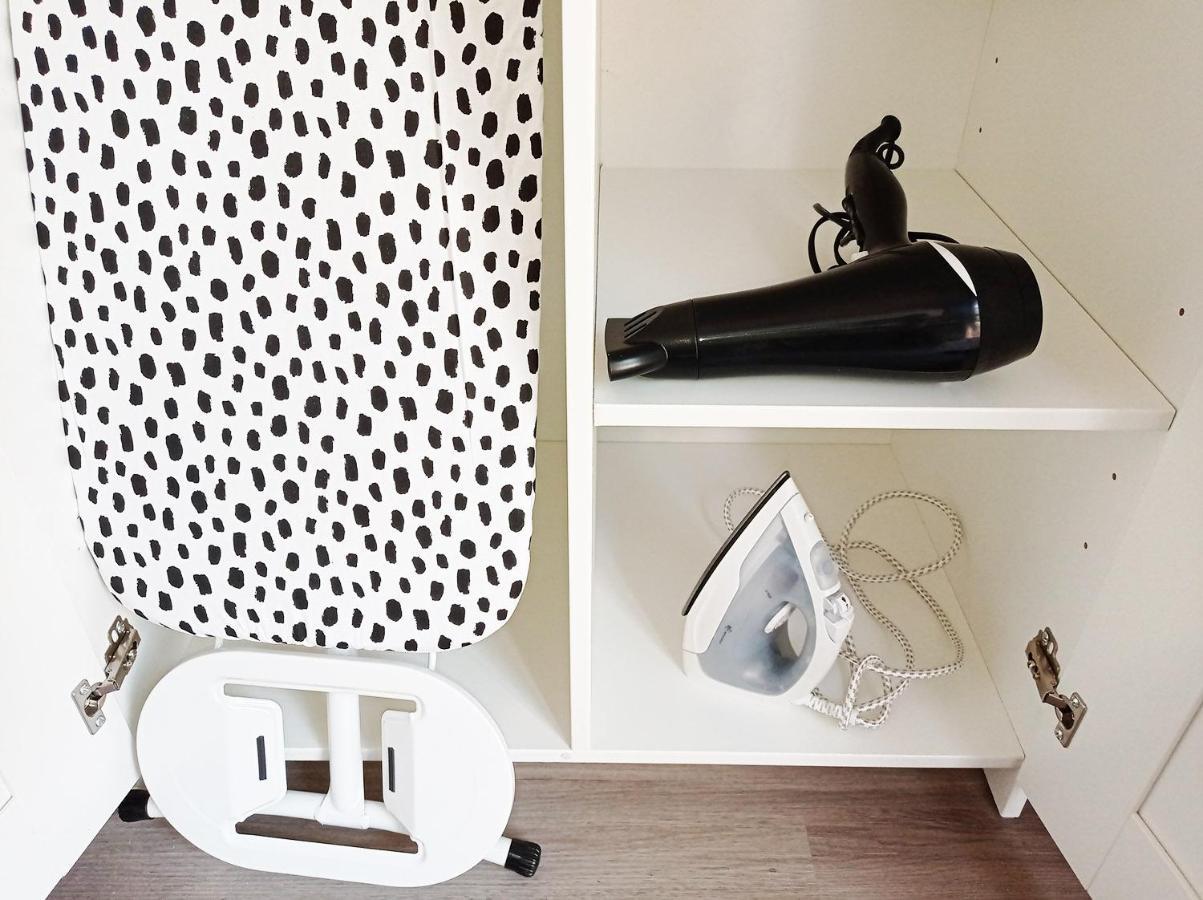 The Yew Studio - Self Contained One Bed Studio Flat With Parking Oksford Zewnętrze zdjęcie
